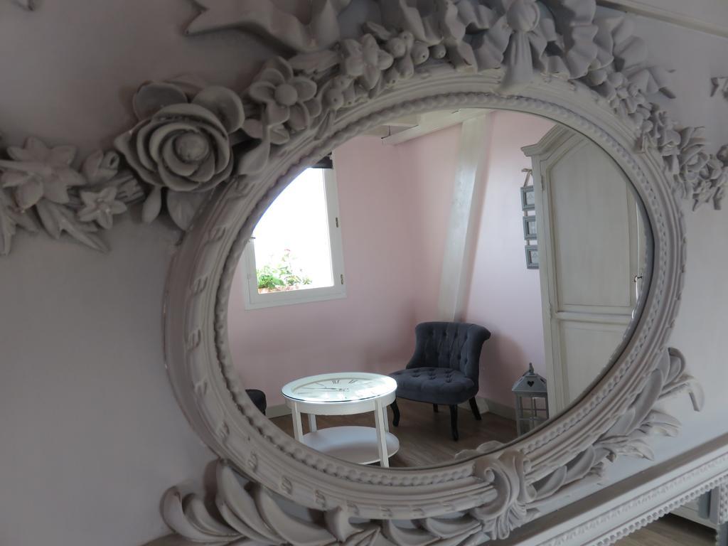 فندق Saint-Christophe في  La Maison Sur Les Nuages الغرفة الصورة